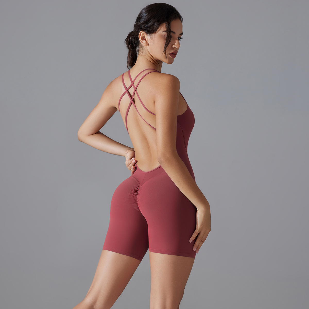 Yoga Set Sexy Backless Sporty  – Herbal Yoga recenzja i cena